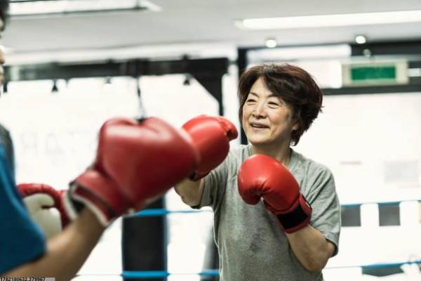 莱山体育公园游泳培训,畅游健康新生活! 莱山体育公园游泳培训,畅游健康新生活!(图1)